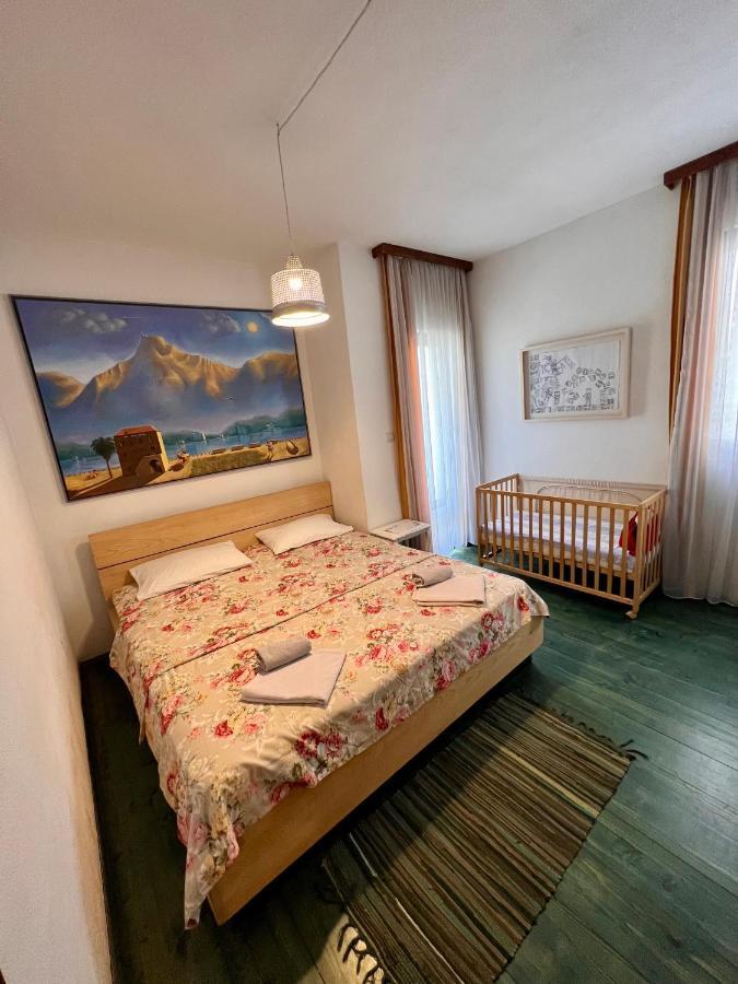 Apartments Rux De Luxe Bar Ngoại thất bức ảnh