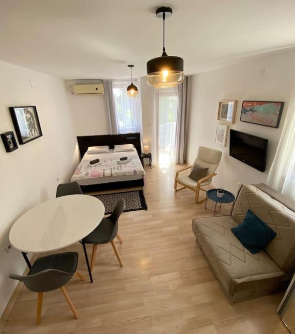Apartments Rux De Luxe Bar Ngoại thất bức ảnh